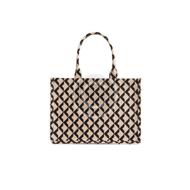 Elegant purse